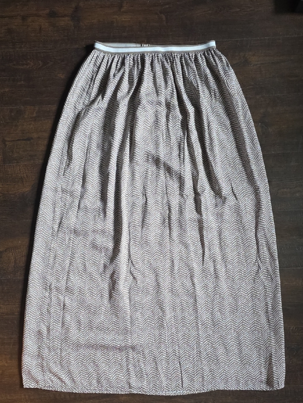 Old Navy Light Brown Chevron Maxi Skirt